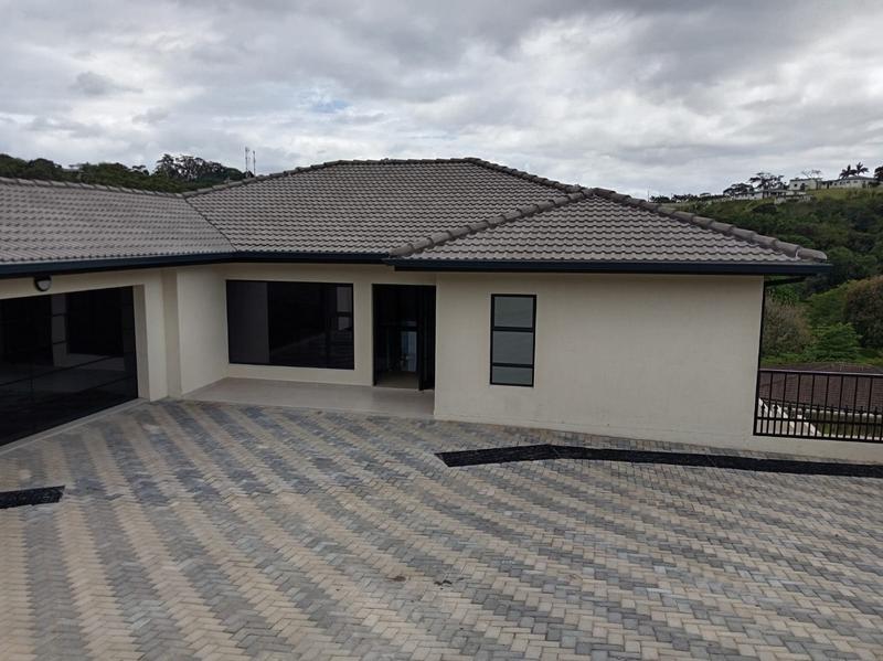 5 Bedroom Property for Sale in Shelly Beach KwaZulu-Natal