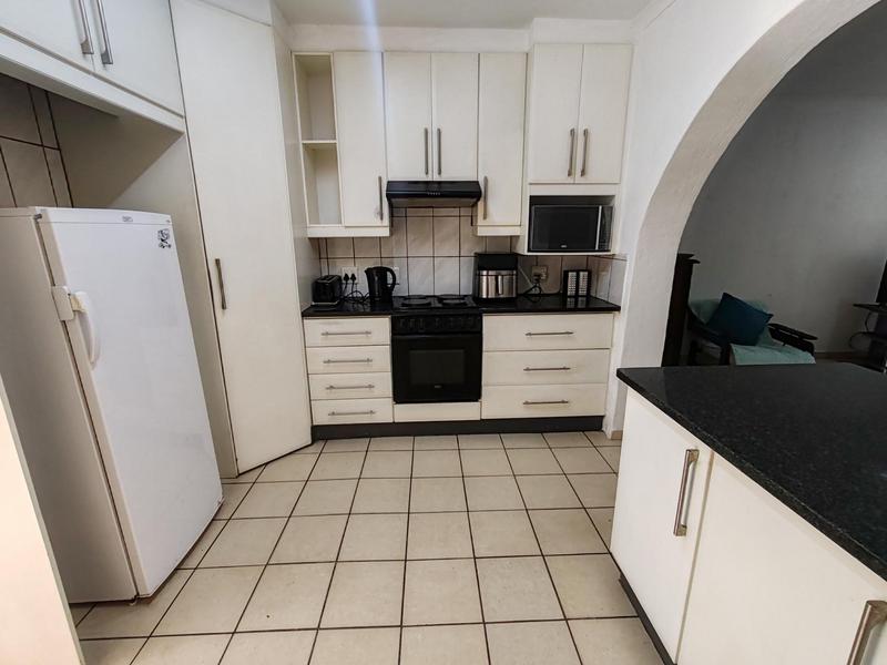 6 Bedroom Property for Sale in Manaba Beach KwaZulu-Natal