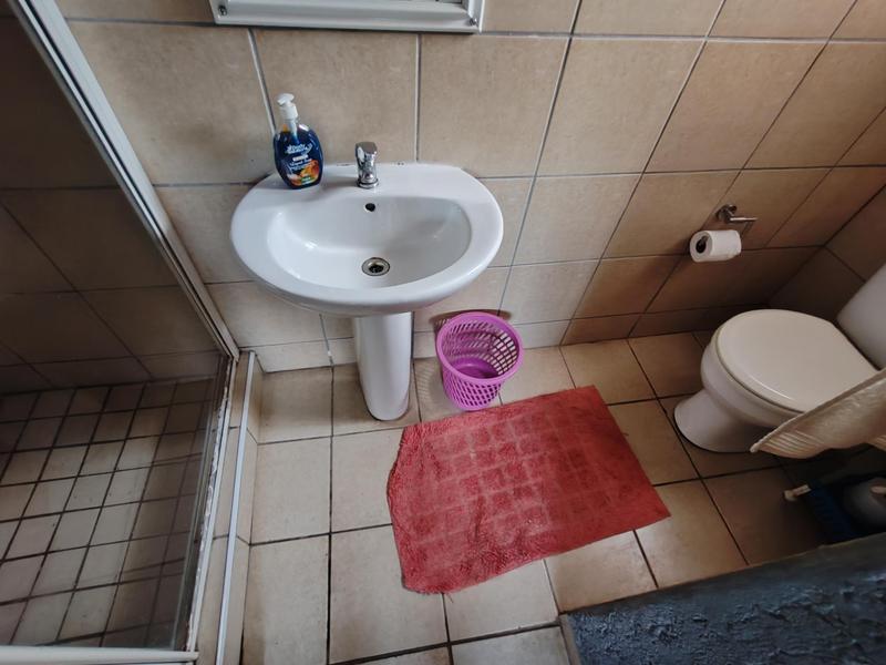 6 Bedroom Property for Sale in Manaba Beach KwaZulu-Natal