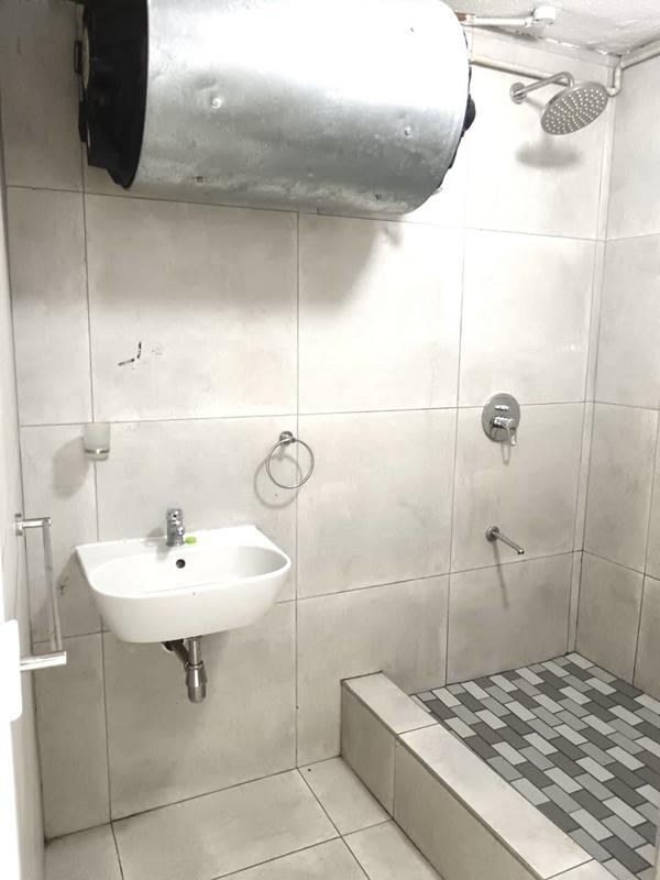 To Let 2 Bedroom Property for Rent in Reservoir Hills KwaZulu-Natal