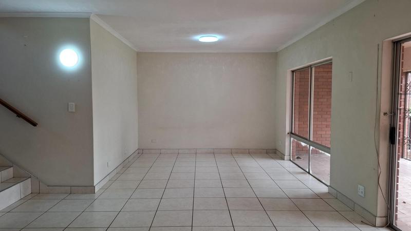 To Let 3 Bedroom Property for Rent in Overport KwaZulu-Natal