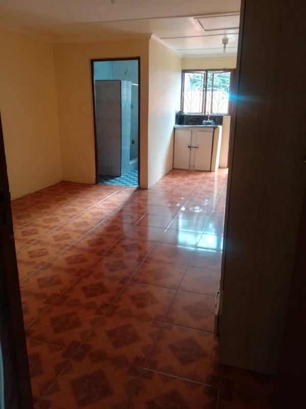 To Let 1 Bedroom Property for Rent in Brookdale KwaZulu-Natal