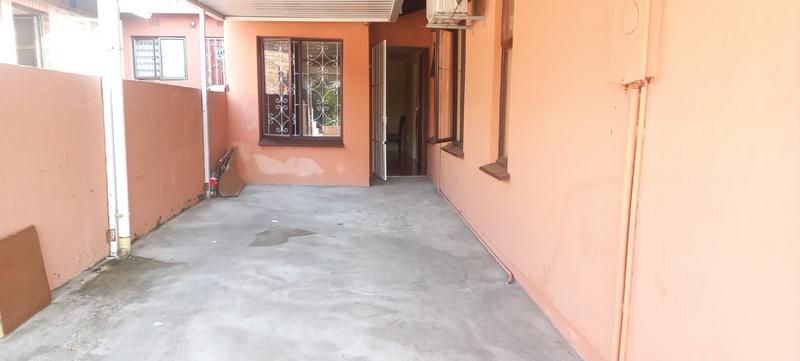 To Let 1 Bedroom Property for Rent in Brookdale KwaZulu-Natal
