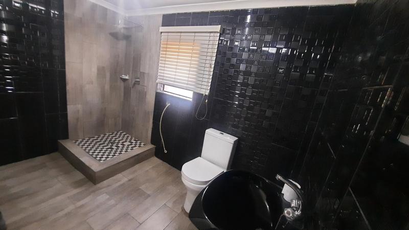 To Let 2 Bedroom Property for Rent in Sunford KwaZulu-Natal
