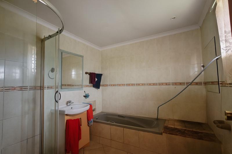 4 Bedroom Property for Sale in Margate KwaZulu-Natal