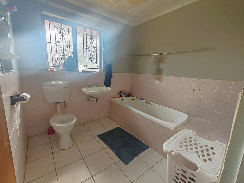 4 Bedroom Property for Sale in Margate KwaZulu-Natal