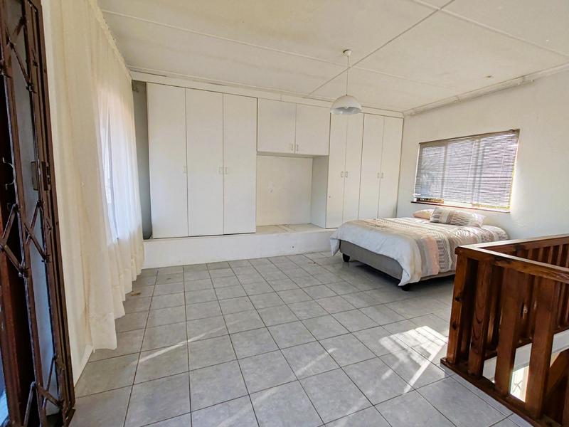 4 Bedroom Property for Sale in Uvongo Beach KwaZulu-Natal