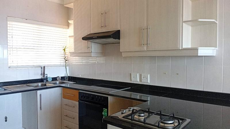 To Let 2 Bedroom Property for Rent in Margate Beach KwaZulu-Natal
