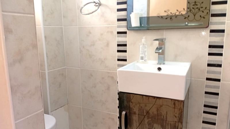 To Let 2 Bedroom Property for Rent in Margate Beach KwaZulu-Natal