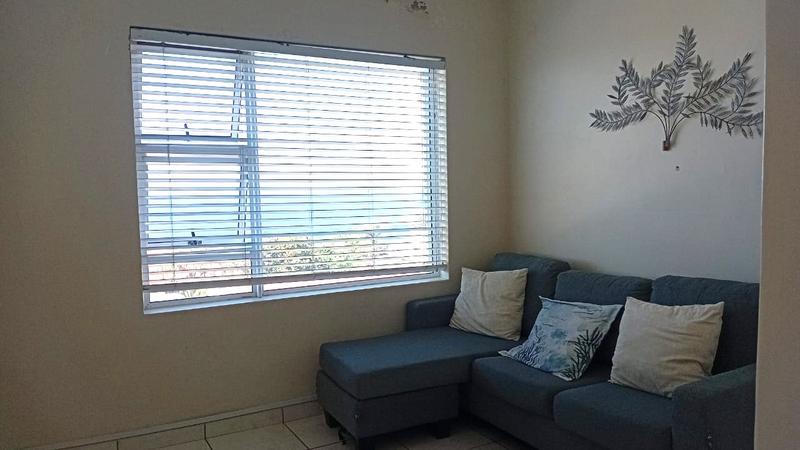 To Let 2 Bedroom Property for Rent in Margate Beach KwaZulu-Natal