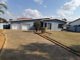 4 Bedroom Property for Sale in Vryheid KwaZulu-Natal