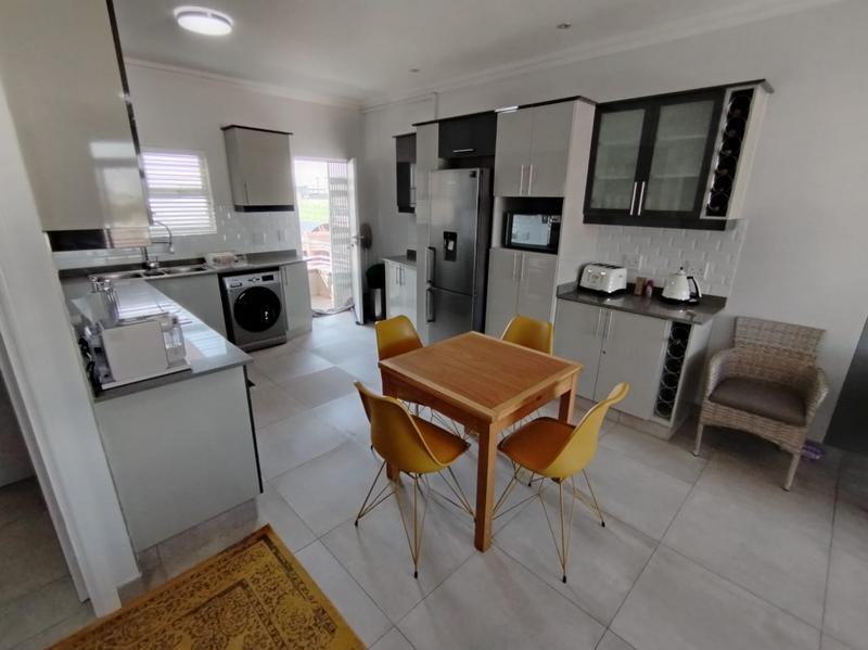 2 Bedroom Property for Sale in New Town Centre KwaZulu-Natal