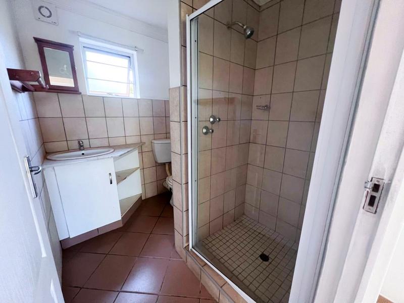 To Let 2 Bedroom Property for Rent in Margate KwaZulu-Natal