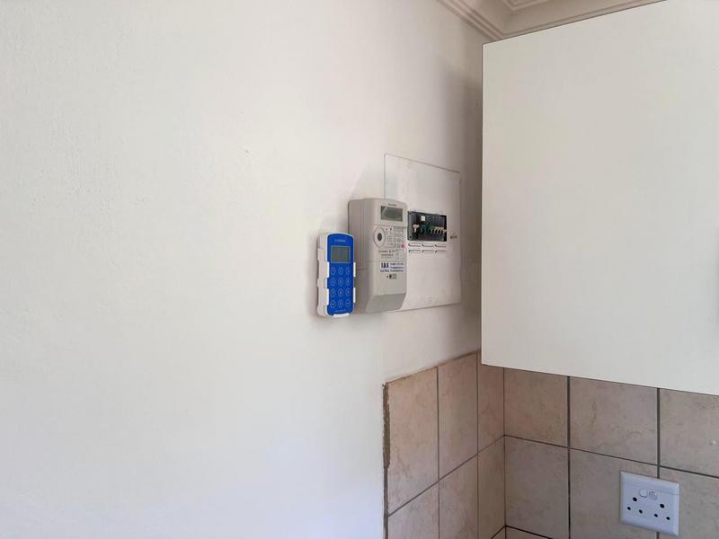 To Let 2 Bedroom Property for Rent in Margate KwaZulu-Natal