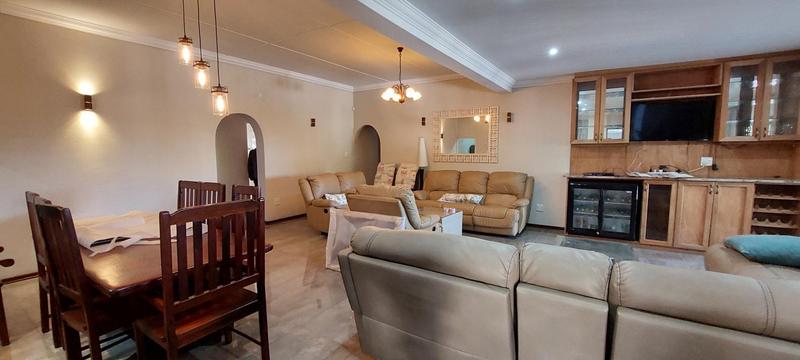 To Let 4 Bedroom Property for Rent in Ramsgate KwaZulu-Natal