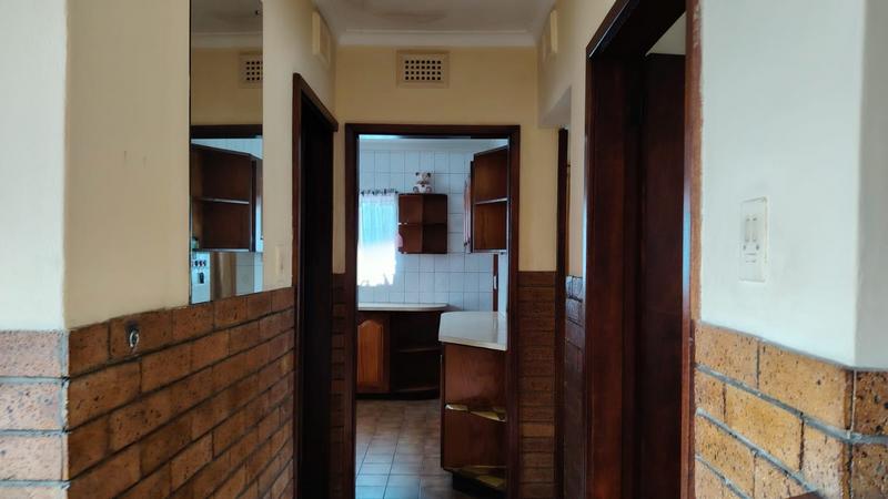 5 Bedroom Property for Sale in Umhlatuzana KwaZulu-Natal