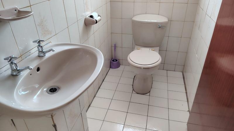 5 Bedroom Property for Sale in Umhlatuzana KwaZulu-Natal