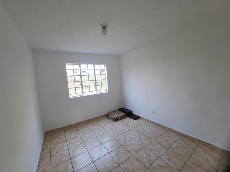 To Let 1 Bedroom Property for Rent in Grove End KwaZulu-Natal