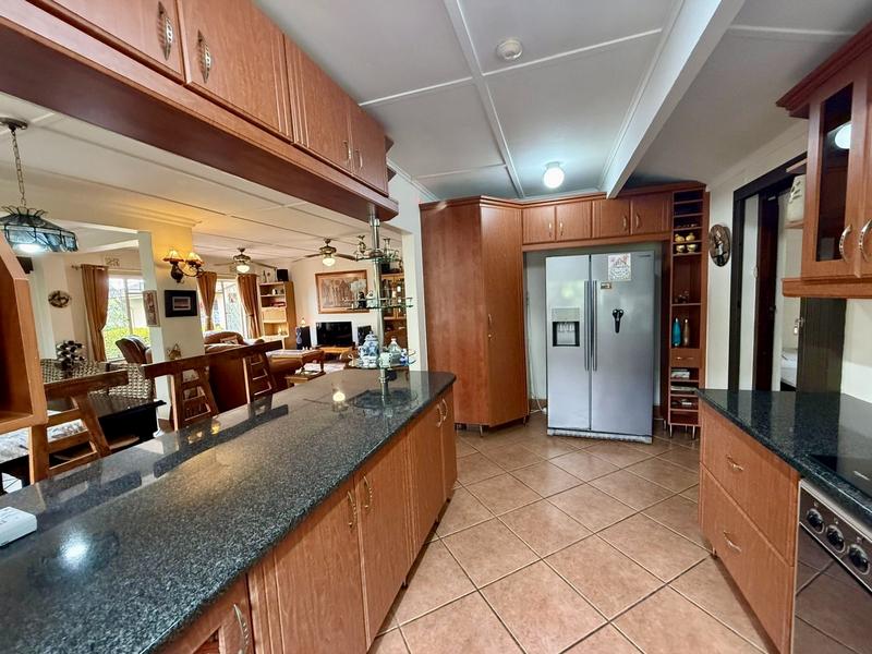 5 Bedroom Property for Sale in Mtunzini KwaZulu-Natal