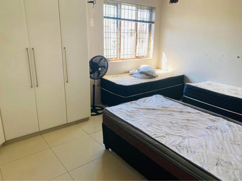 To Let 5 Bedroom Property for Rent in Umbilo KwaZulu-Natal