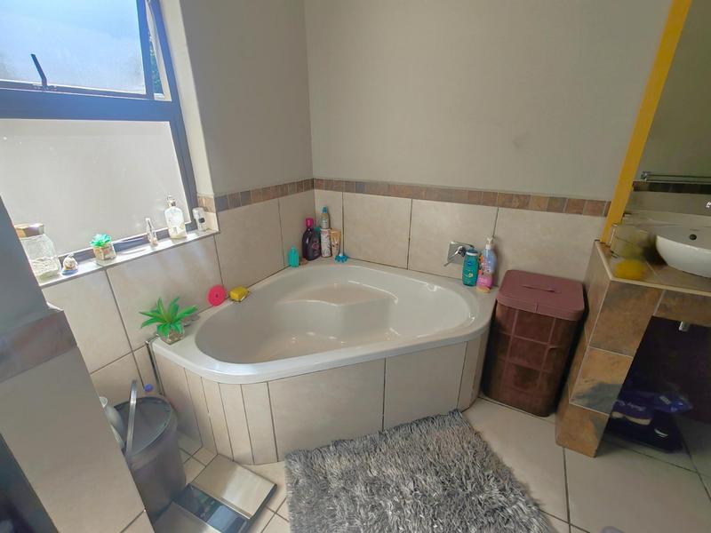 4 Bedroom Property for Sale in Shelly Beach KwaZulu-Natal