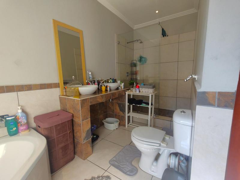 4 Bedroom Property for Sale in Shelly Beach KwaZulu-Natal