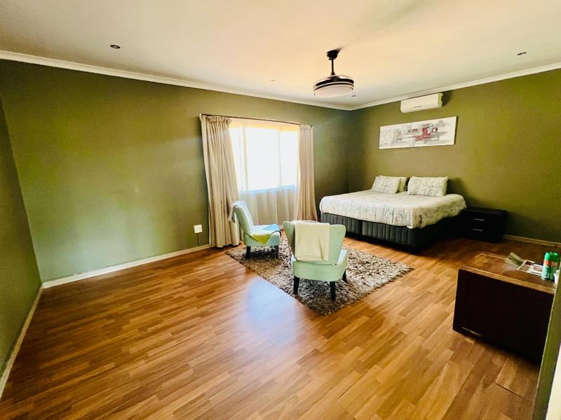 5 Bedroom Property for Sale in Inanda KwaZulu-Natal