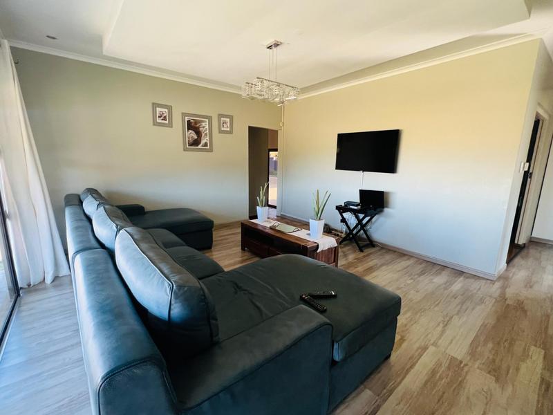 5 Bedroom Property for Sale in Inanda KwaZulu-Natal