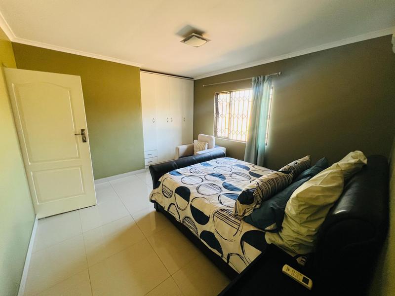 5 Bedroom Property for Sale in Inanda KwaZulu-Natal