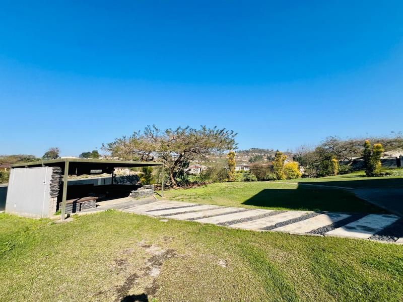 5 Bedroom Property for Sale in Inanda KwaZulu-Natal