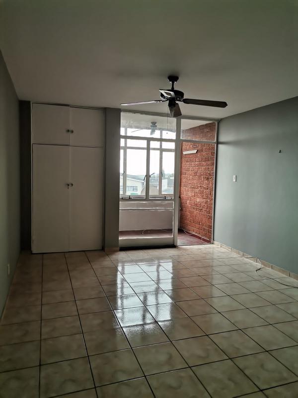 To Let 1 Bedroom Property for Rent in Empangeni Central KwaZulu-Natal
