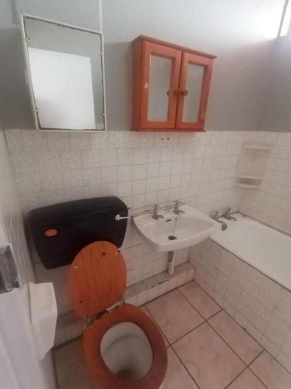 To Let 1 Bedroom Property for Rent in Empangeni Central KwaZulu-Natal