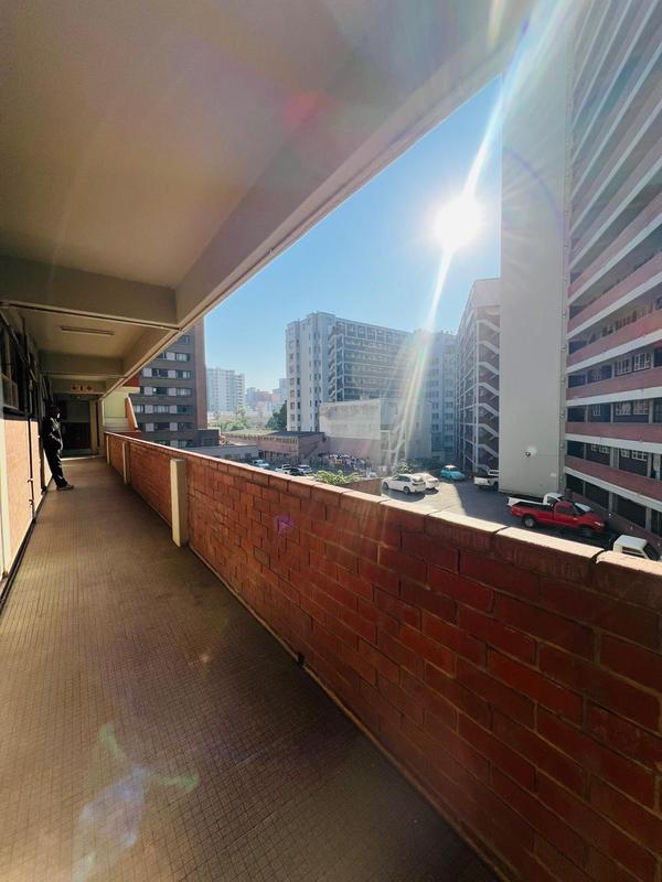 To Let 1 Bedroom Property for Rent in Durban Central KwaZulu-Natal