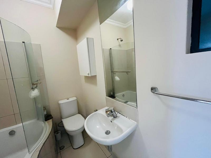 To Let 1 Bedroom Property for Rent in Umhlanga Ridge KwaZulu-Natal