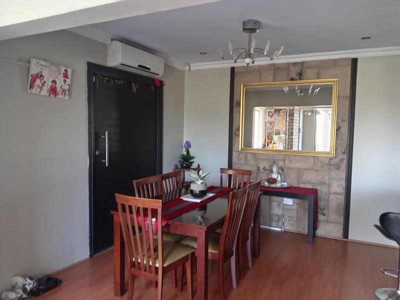 4 Bedroom Property for Sale in Woodview KwaZulu-Natal