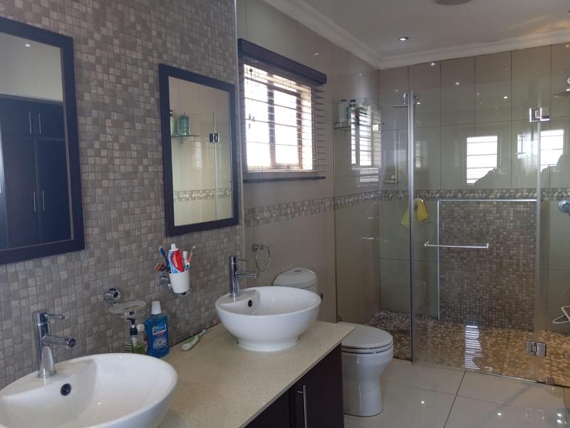 4 Bedroom Property for Sale in Woodview KwaZulu-Natal