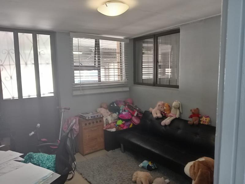 4 Bedroom Property for Sale in Woodview KwaZulu-Natal