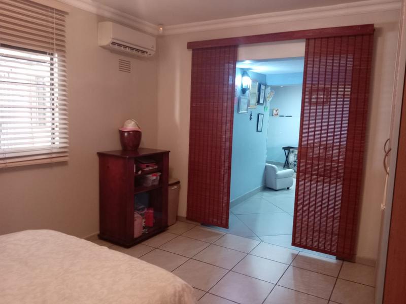 4 Bedroom Property for Sale in Woodview KwaZulu-Natal