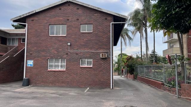 To Let 2 Bedroom Property for Rent in Malvern KwaZulu-Natal