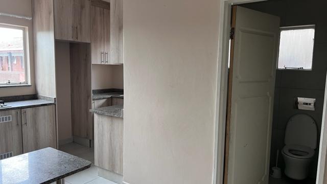 To Let 2 Bedroom Property for Rent in Malvern KwaZulu-Natal