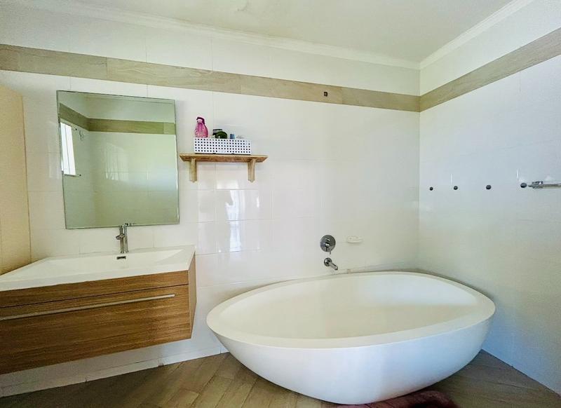 4 Bedroom Property for Sale in Sheffield Beach KwaZulu-Natal