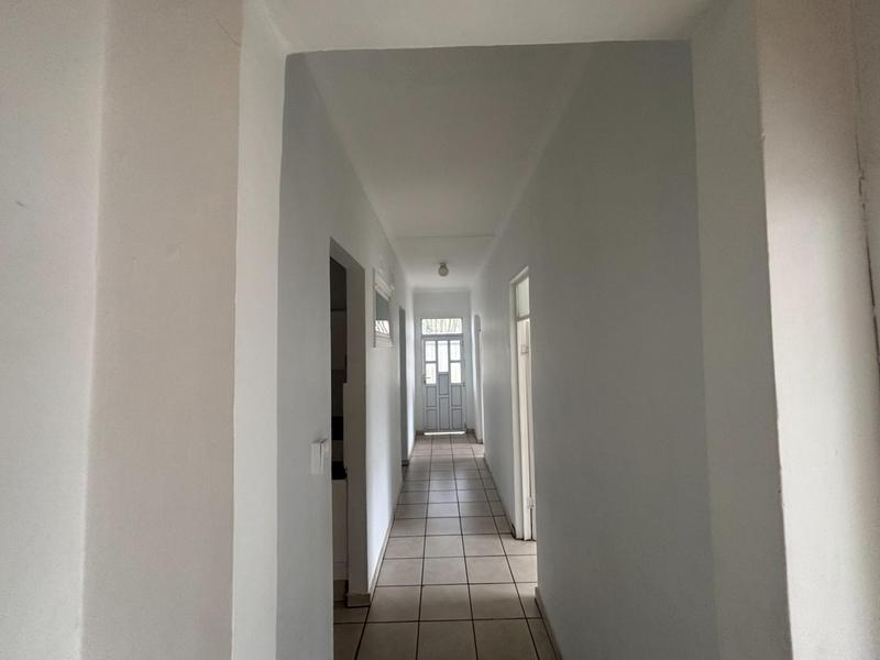 To Let 3 Bedroom Property for Rent in Bluff KwaZulu-Natal