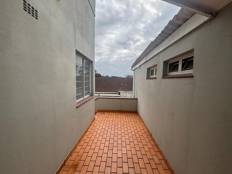 To Let 3 Bedroom Property for Rent in Bluff KwaZulu-Natal