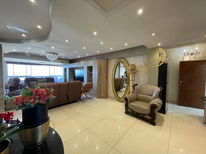 6 Bedroom Property for Sale in North Beach KwaZulu-Natal