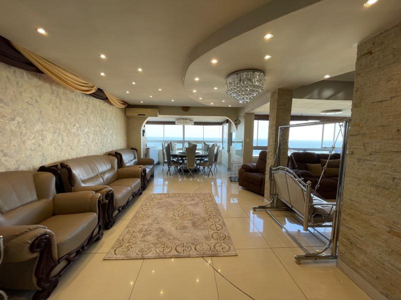 6 Bedroom Property for Sale in North Beach KwaZulu-Natal