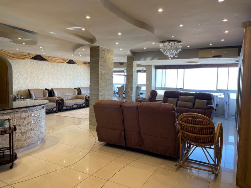 6 Bedroom Property for Sale in North Beach KwaZulu-Natal