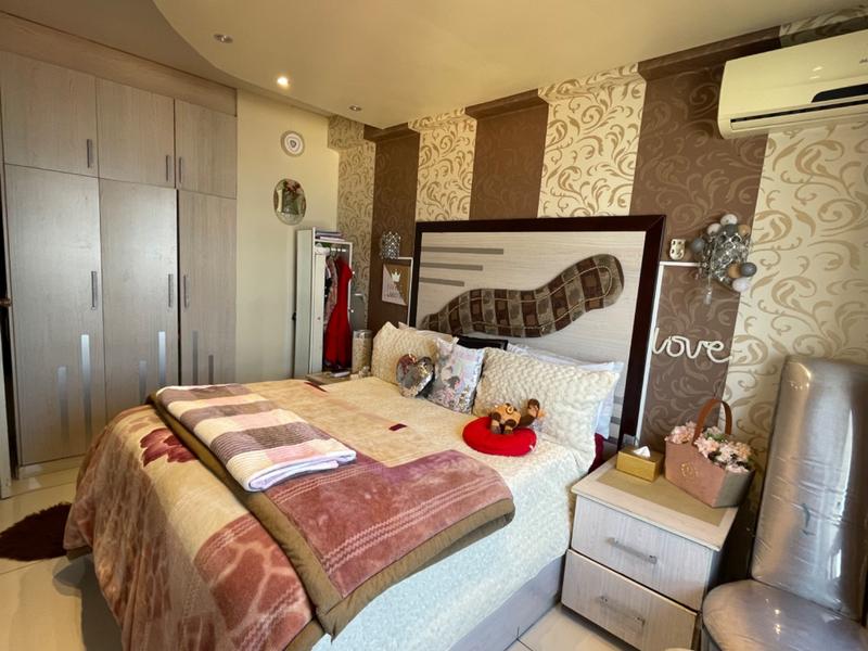 6 Bedroom Property for Sale in North Beach KwaZulu-Natal