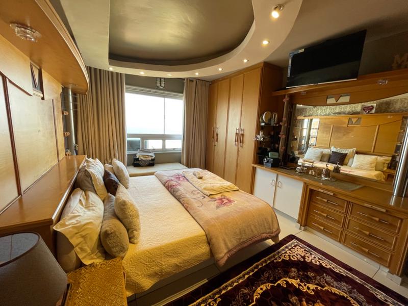 6 Bedroom Property for Sale in North Beach KwaZulu-Natal