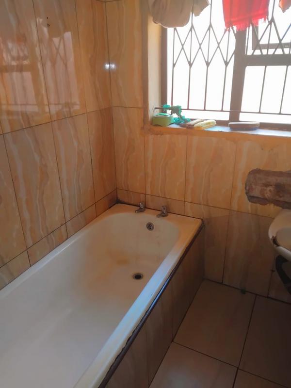 3 Bedroom Property for Sale in Montclair KwaZulu-Natal