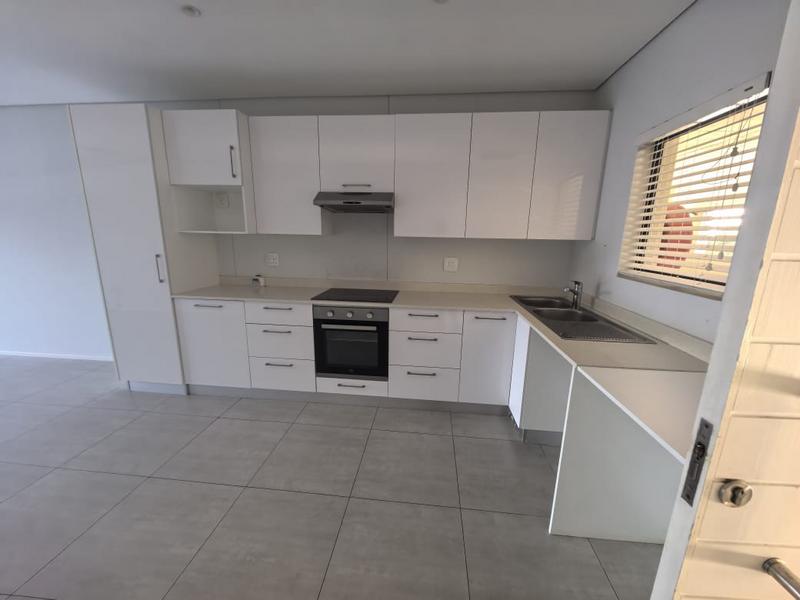 To Let 2 Bedroom Property for Rent in Seaward Estate KwaZulu-Natal